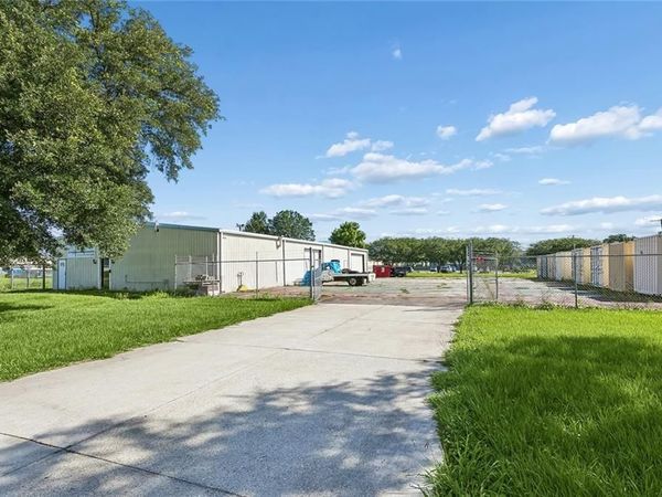 211 ANGUS Drive, Luling, LA 70070