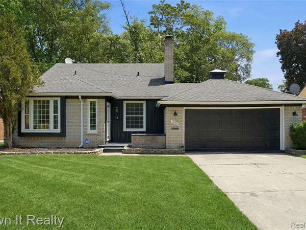 15490 Warwick Street, Detroit, MI 48223