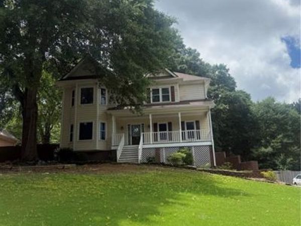 2031 Lakewood Circle , Grayson, GA 30017
