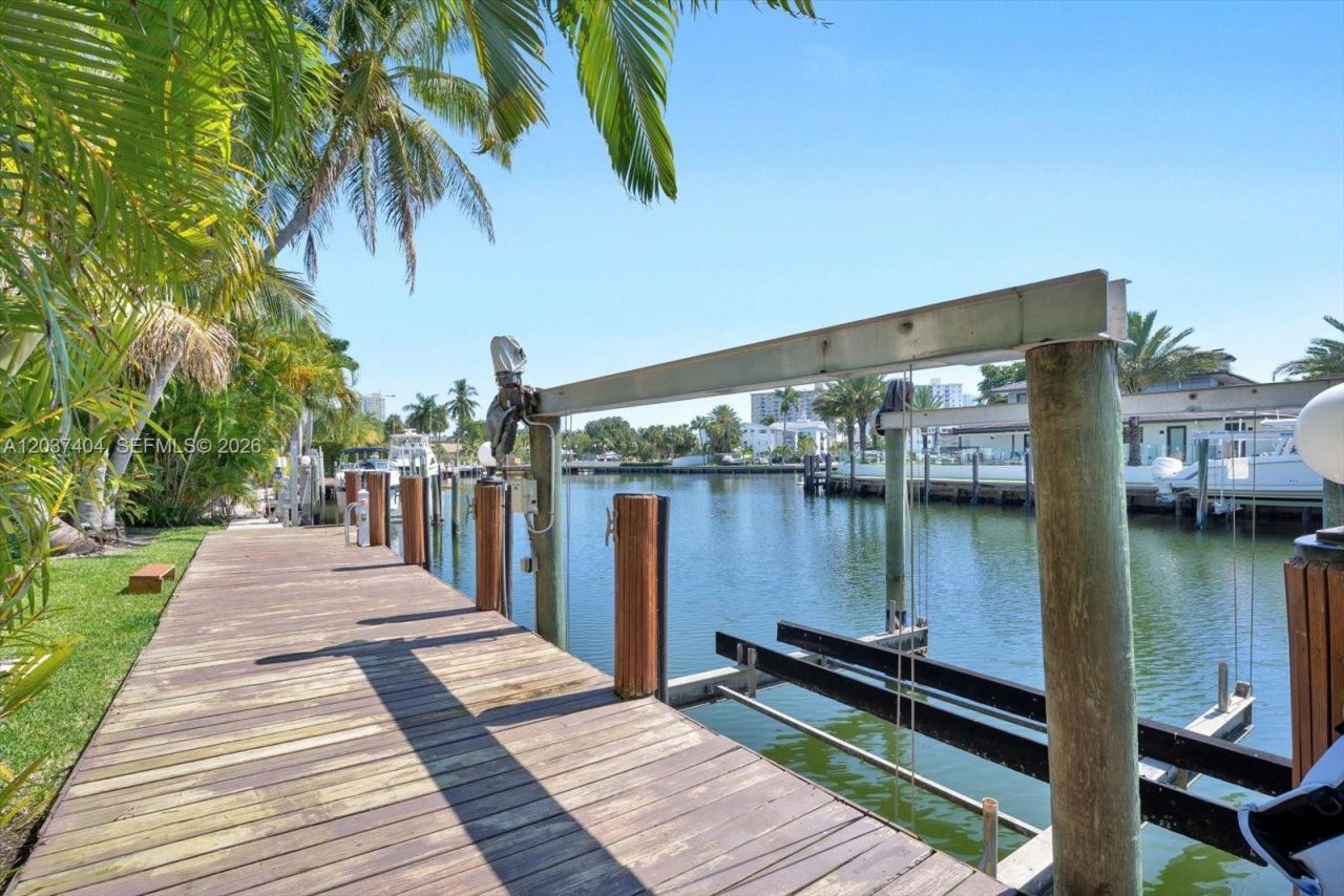 431 Layne Blvd , Hallandale Beach, FL 33009 Photo
