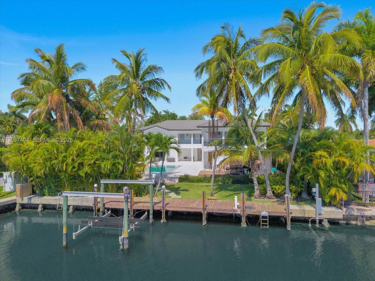 431 Layne Blvd , Hallandale Beach, FL 33009 Photo