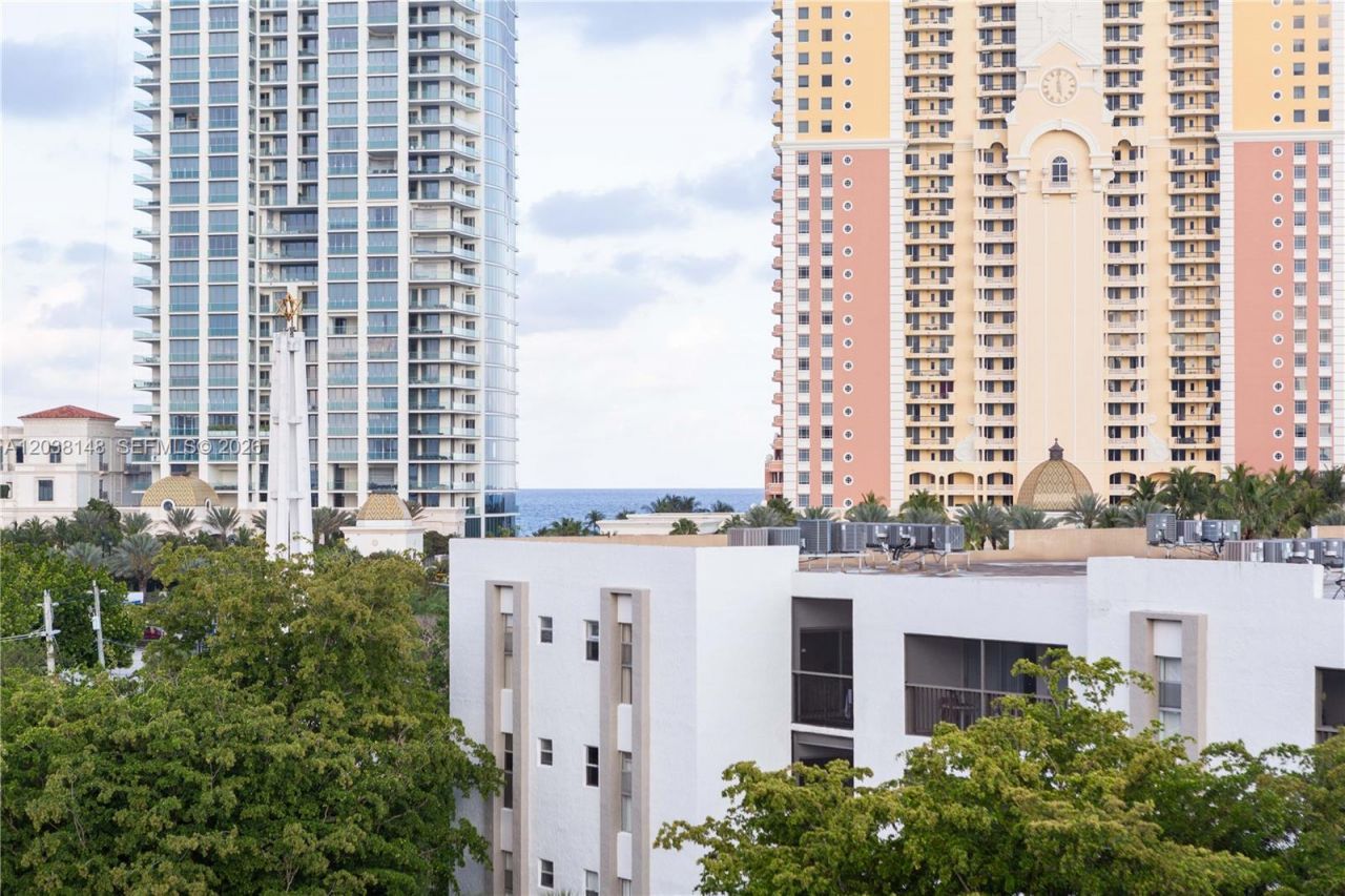 200 178th Dr, Unit 7, Sunny Isles Beach, FL 33160 Photo