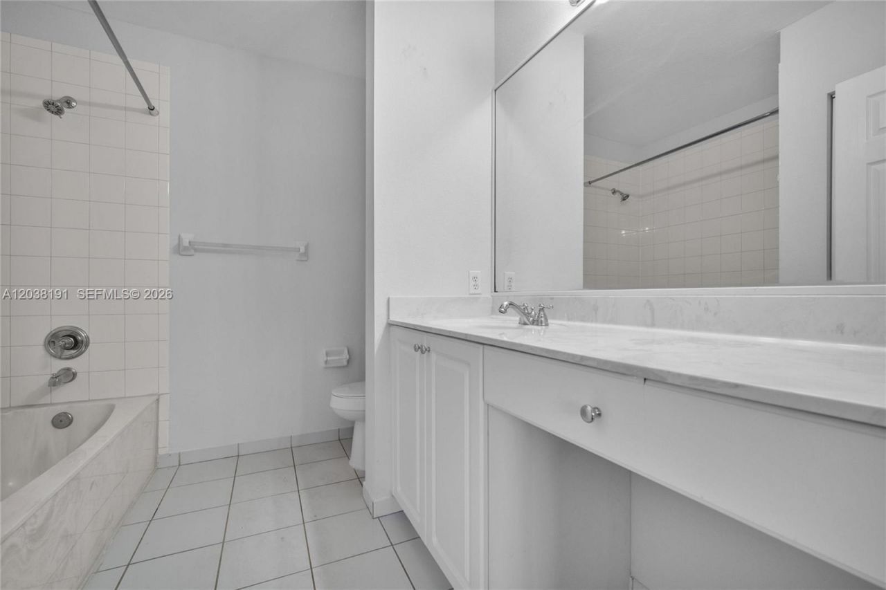 17359 NW 7th Ave , Unit 1505, Miami Gardens, FL 33169 Photo