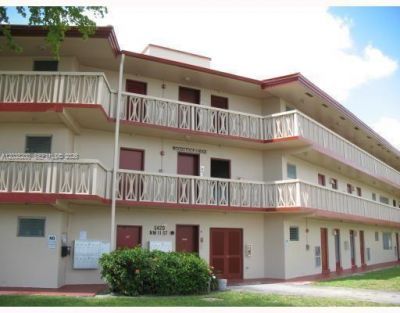 5420 NW 11th St, Unit 205, Plantation, FL 33313 Photo