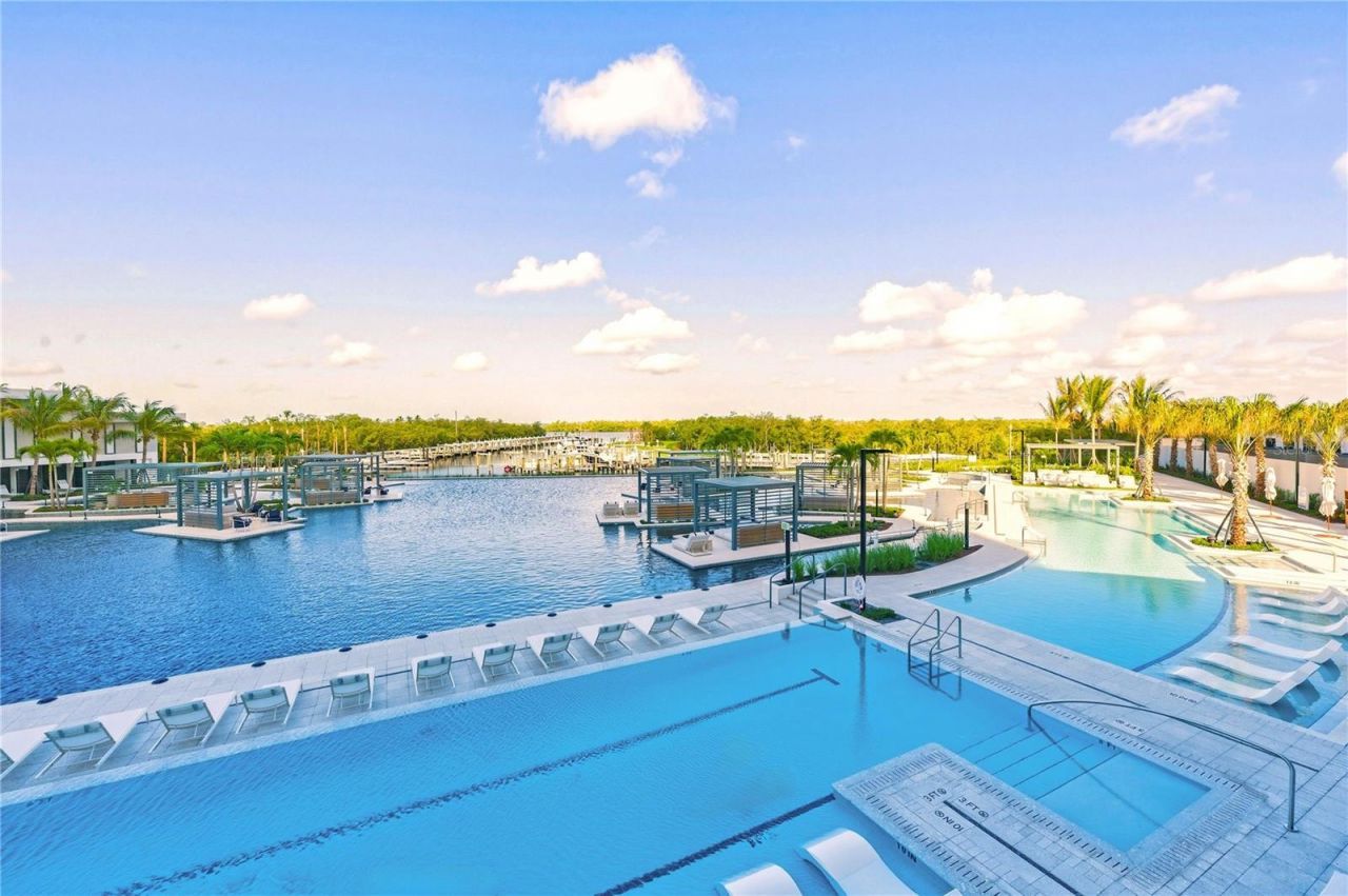 5100 Coconut Road, Unit 705, Estero, FL 34134 Photo