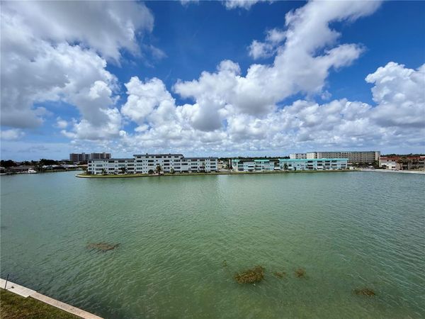 6025 SHORE BOULEVARD S, Unit 415, GULFPORT, FL 33707