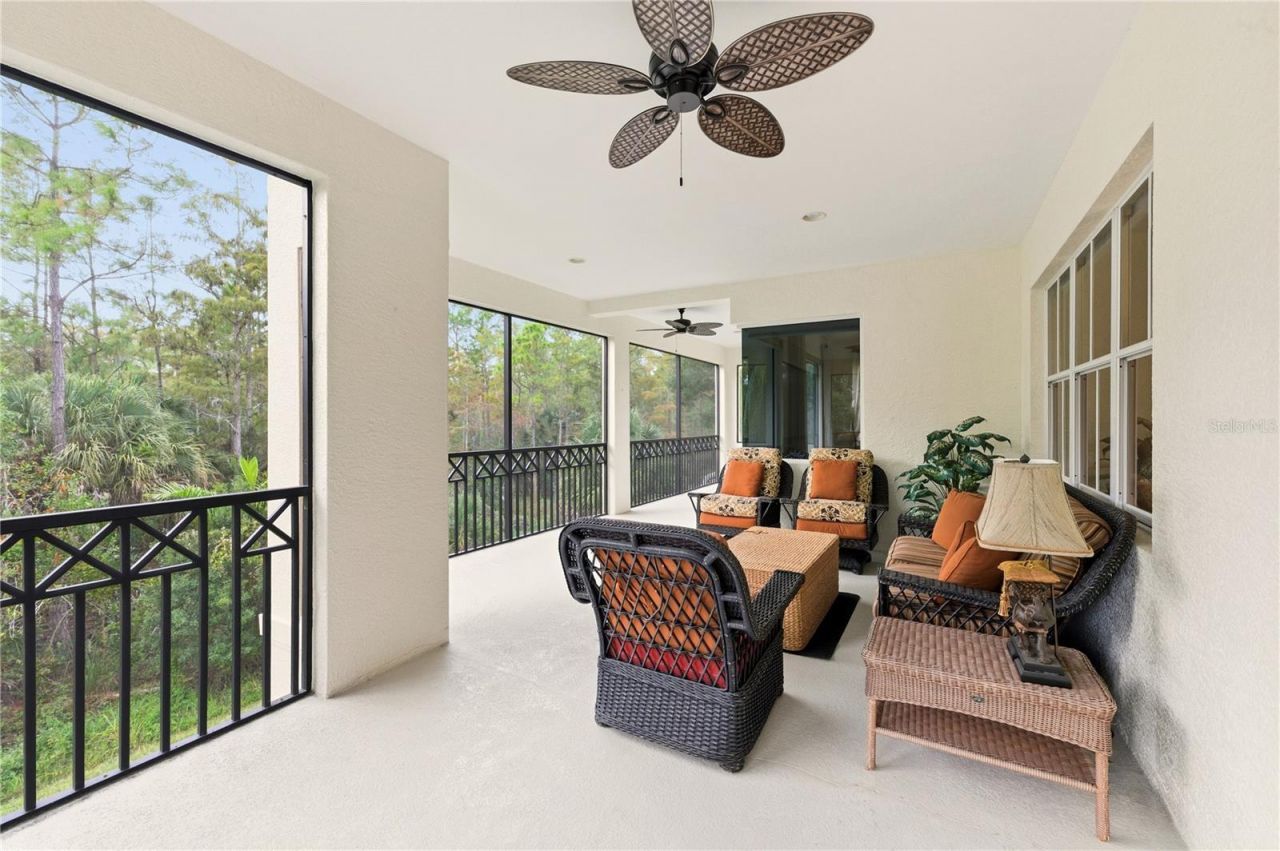 2843 Tiburon Boulevard E, Unit 7-102, Naples, FL 34109 Photo