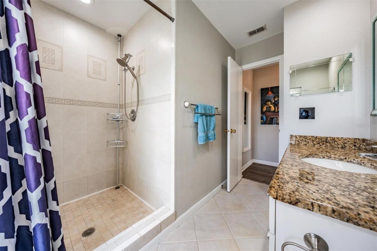 4939 Floramar Terrace , Unit 914, New Port Richey, FL 34652 Photo