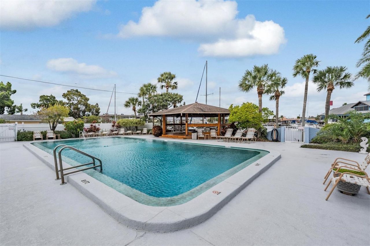 4939 Floramar Terrace , Unit 914, New Port Richey, FL 34652 Photo