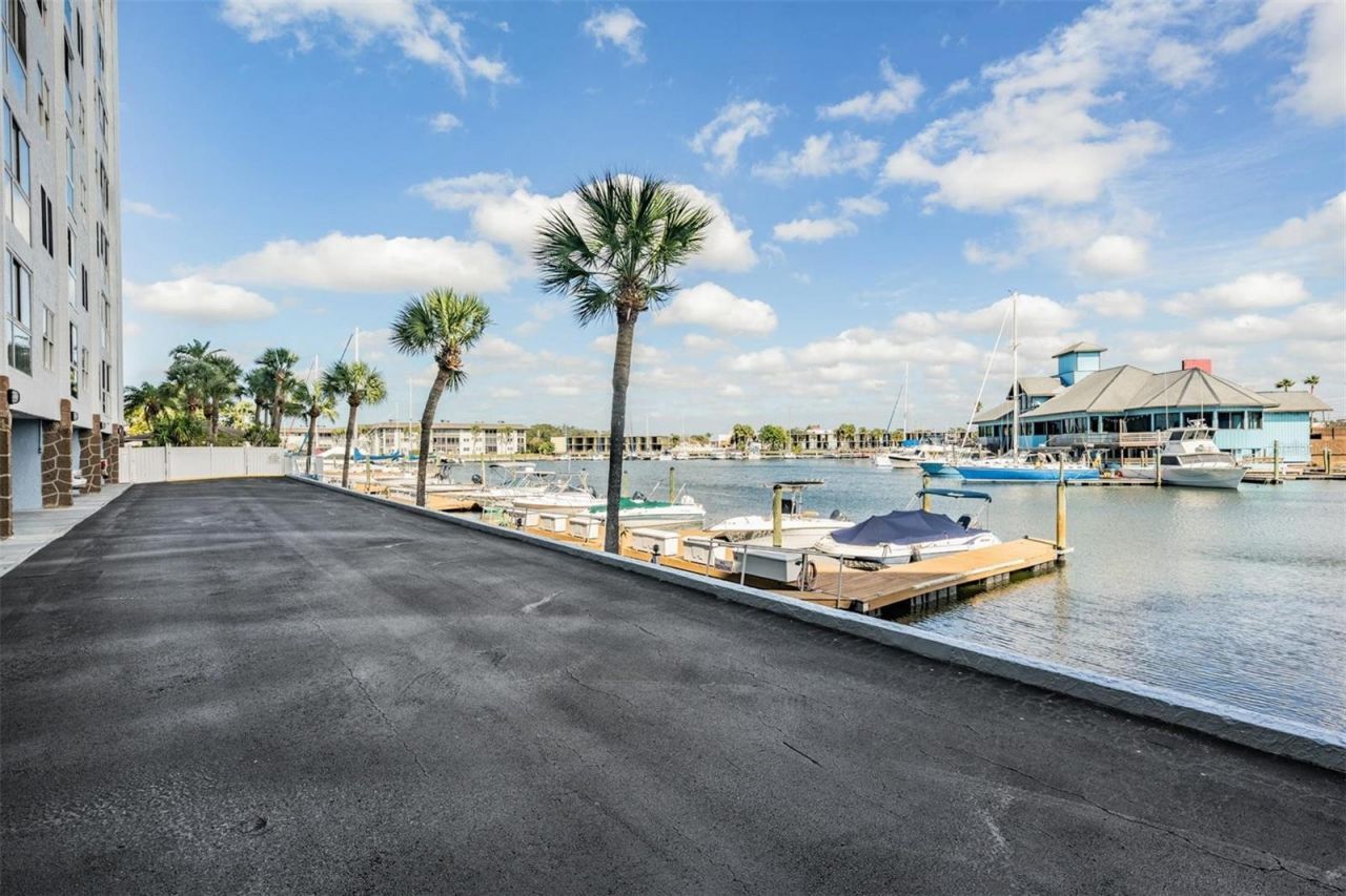 4939 Floramar Terrace , Unit 914, New Port Richey, FL 34652 Photo