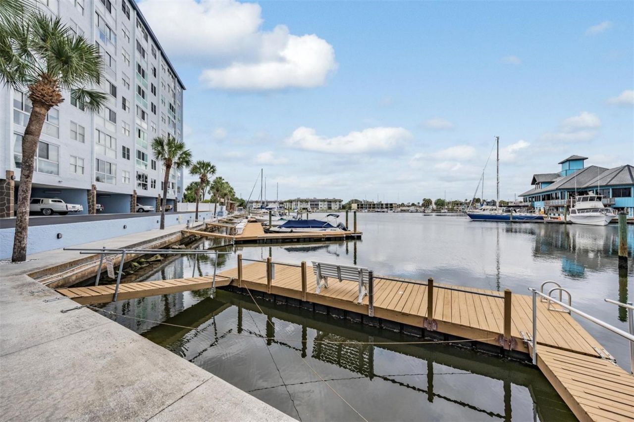 4939 Floramar Terrace , Unit 914, New Port Richey, FL 34652 Photo