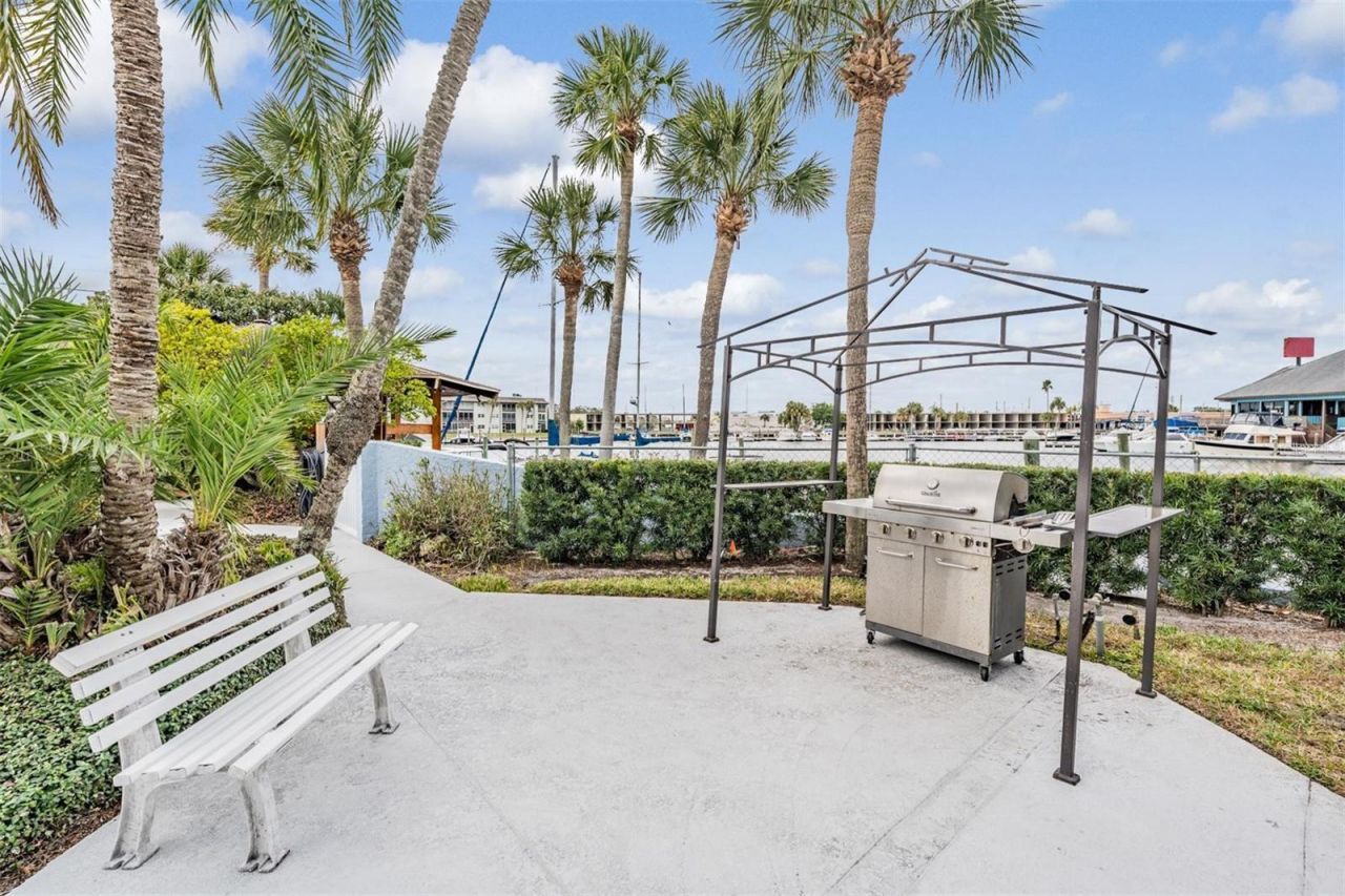 4939 Floramar Terrace , Unit 914, New Port Richey, FL 34652 Photo
