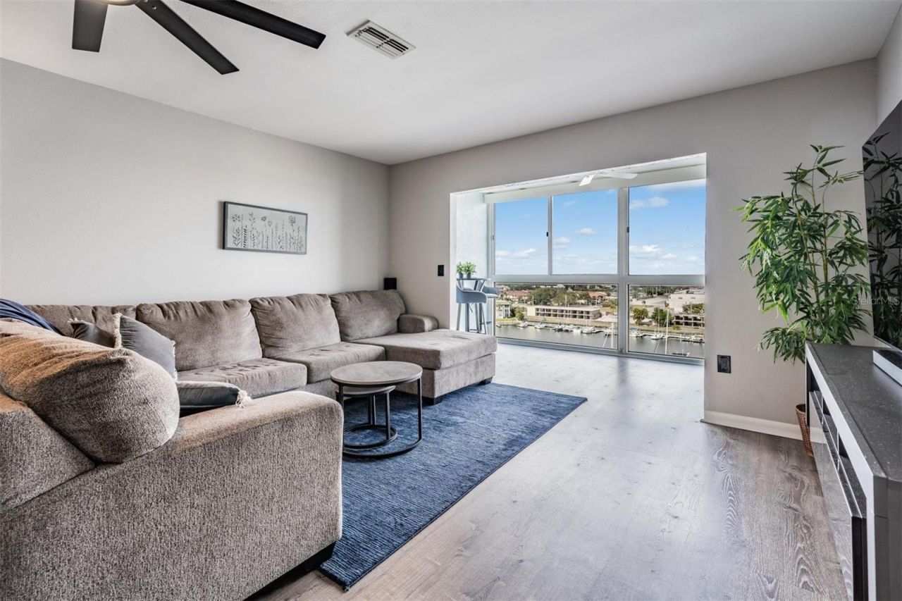 4939 Floramar Terrace , Unit 914, New Port Richey, FL 34652 Photo