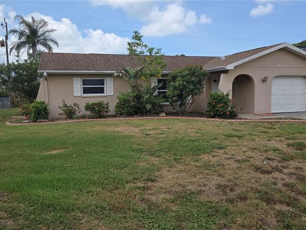 347 HOLLY ROAD , VENICE, FL 34293