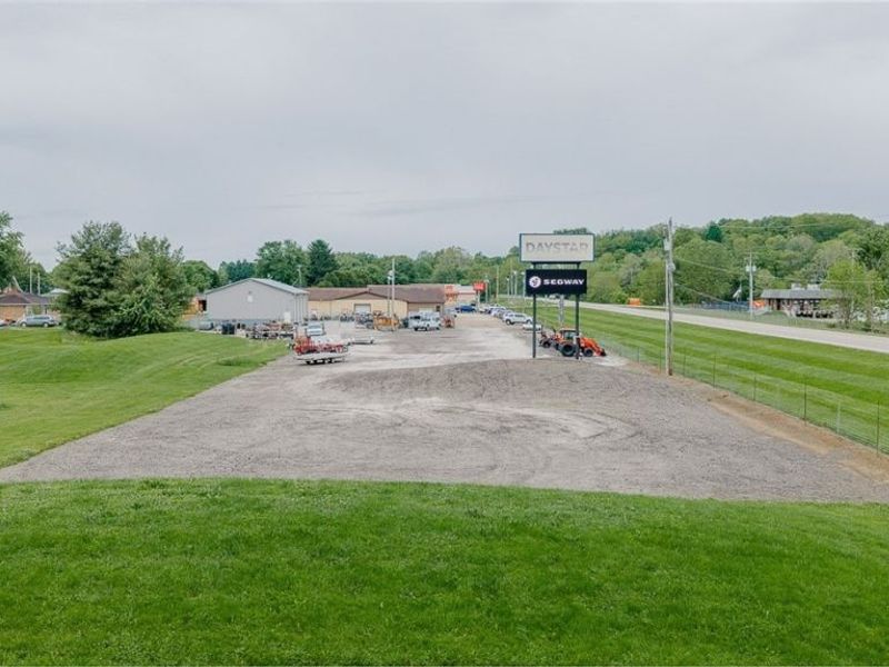 206 S Carrollton Street , Malvern, OH 43986 Photo 11