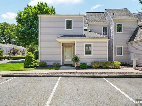 136 Changebridge Road J7, Unit J7, Montville Township, NJ 07045