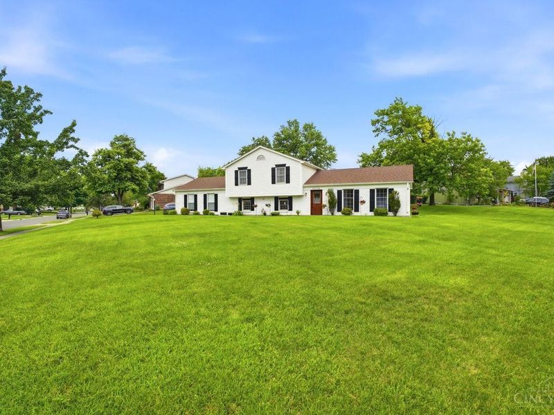 3276 Greenwich Drive, Fairfield, OH 45014 Photo 1