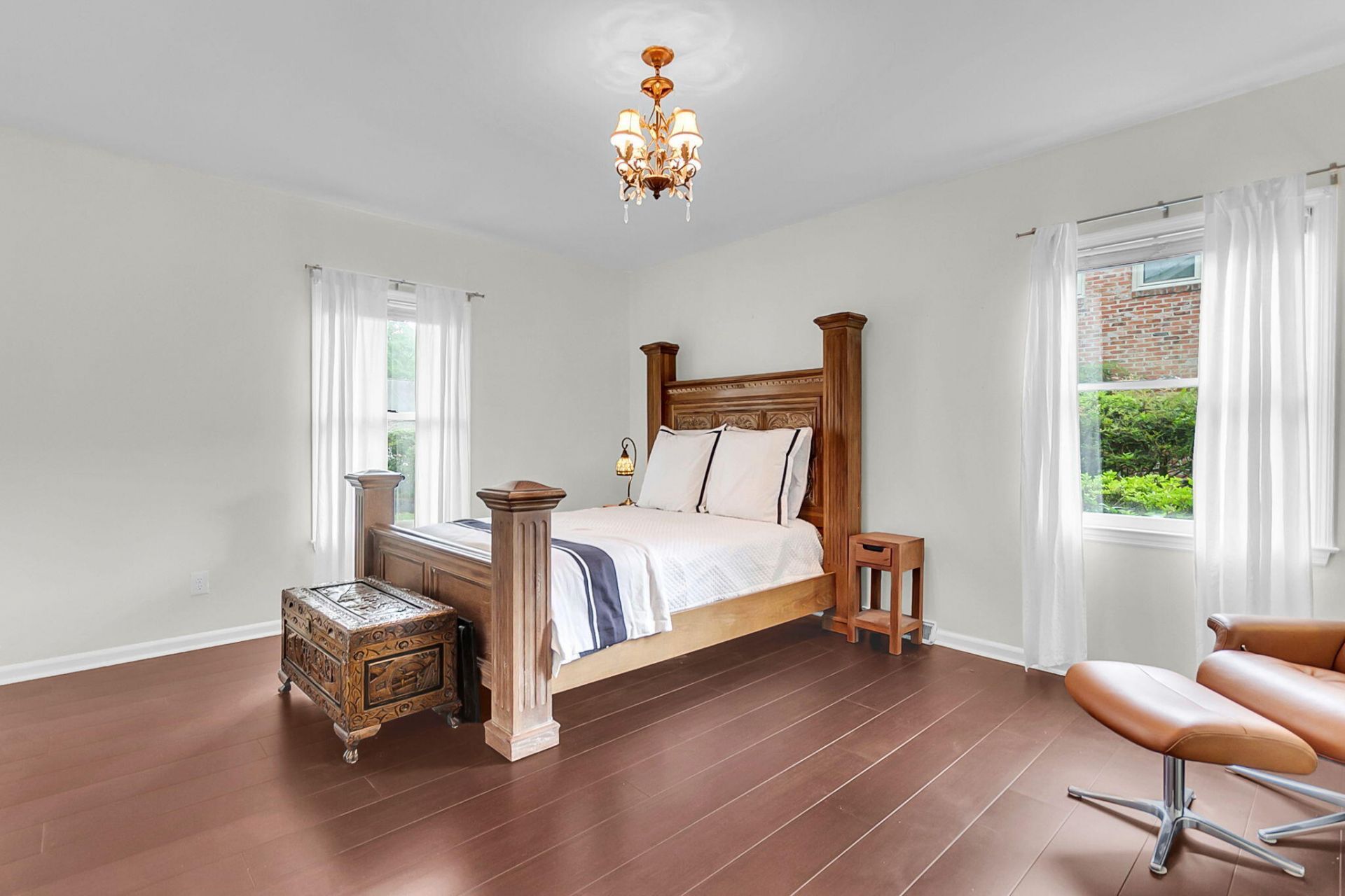 2857 Doncaster Drive Photo 34