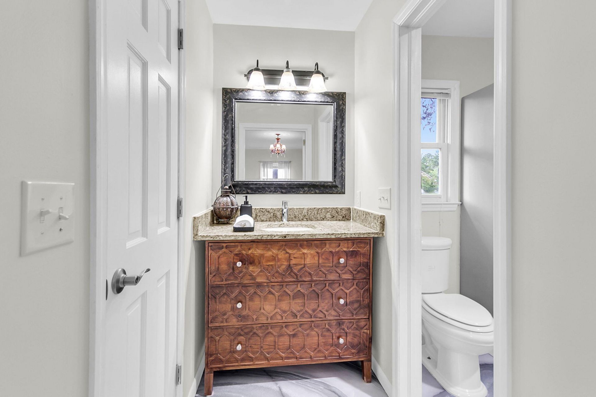 2857 Doncaster Drive Photo 36