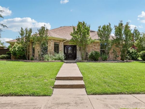 1524 Faringdon Drive , Plano, TX 75075