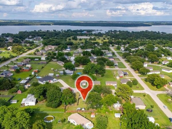 1909 Coral Road, Pelican Bay, TX 76020