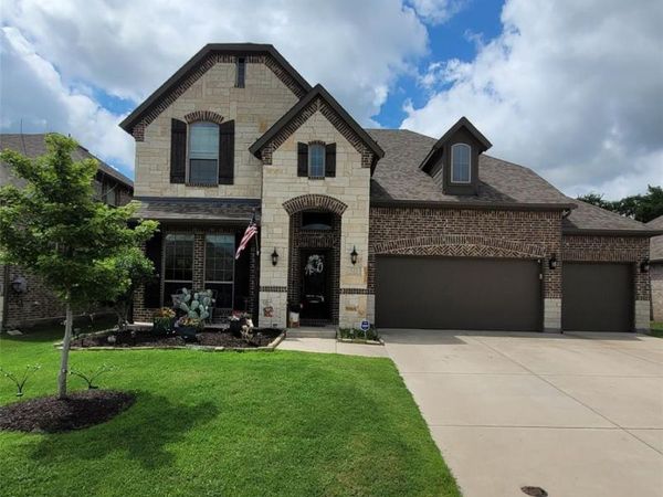 125 Providence Drive, Van Alstyne, TX 75495