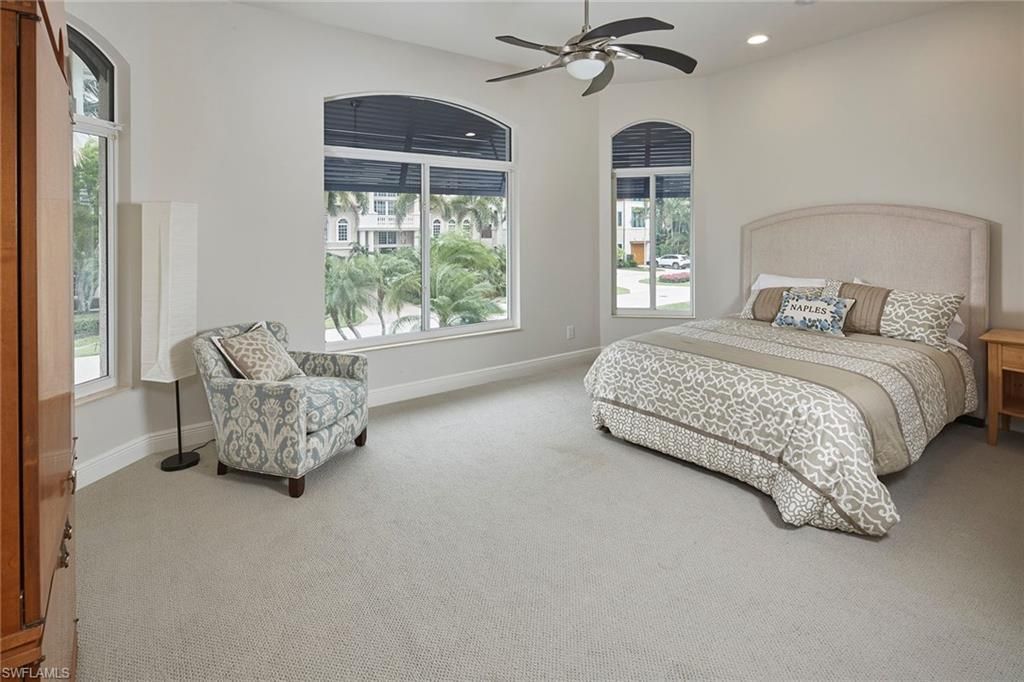 319 Lagoon Ave, Naples, FL 34108 Photo