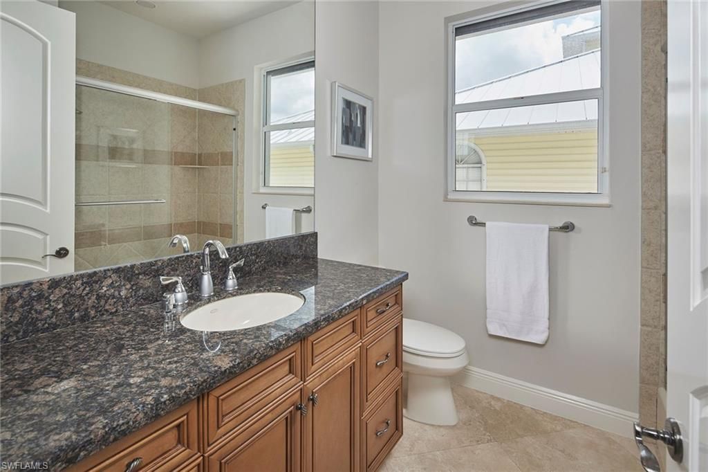 319 Lagoon Ave, Naples, FL 34108 Photo