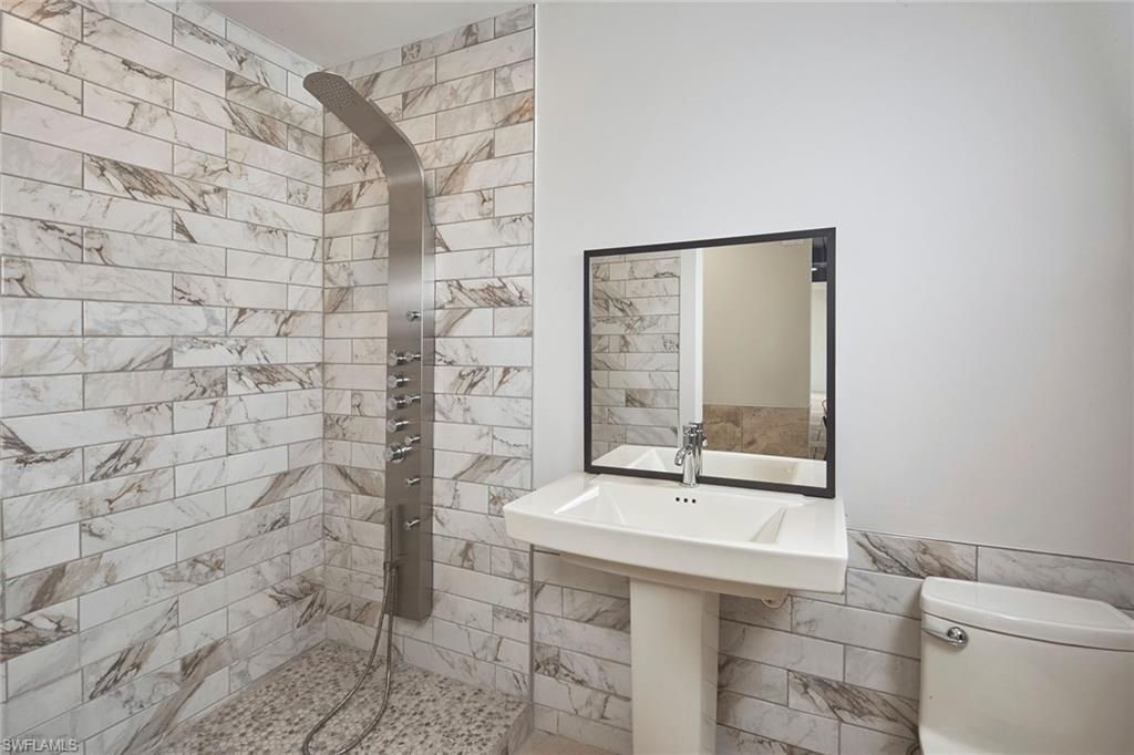 319 Lagoon Ave, Naples, FL 34108 Photo