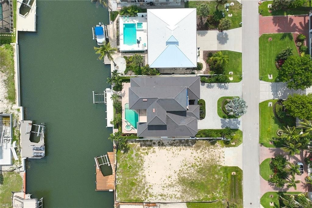 319 Lagoon Ave, Naples, FL 34108 Photo