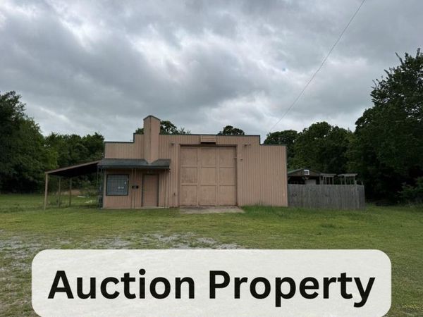 13594 State Hwy 9 , Eufaula, OK 74462
