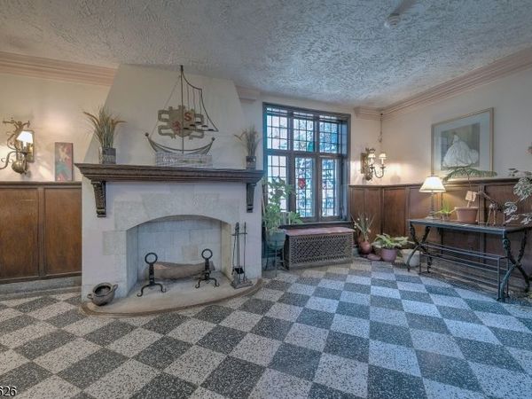 55 Randolph Place Unit 403, Orange, NJ 07079