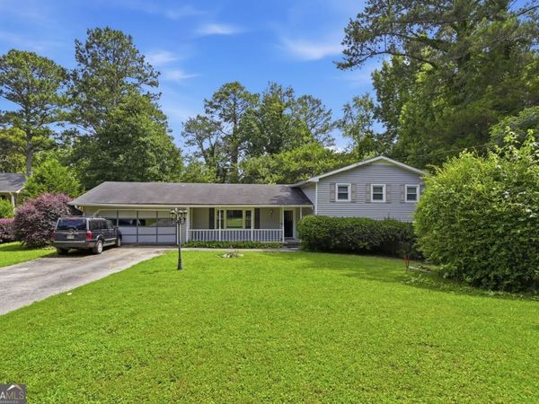 4118 Rocky Ledge Way, Snellville, GA 30039