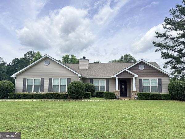 202 Shannon Court, Thomastonn, GA 30286