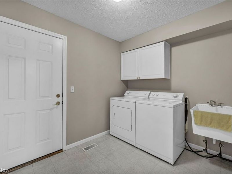 3205 Village Green Drive , Westlake, OH 44145 Photo 28