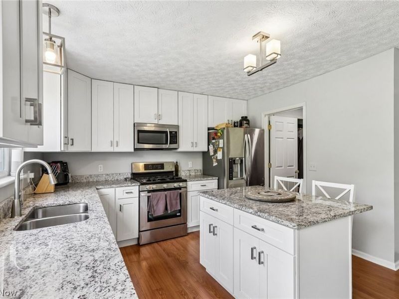 14824 Thornton Drive, North Royalton, OH 44133 Photo 8