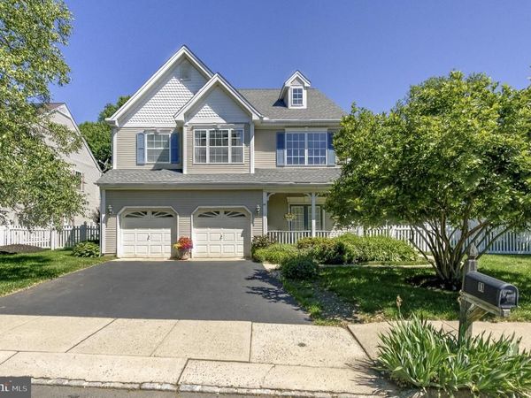 11 HOLOHAN DRIVE, PLAINSBORO, NJ 08536