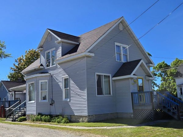135 N 1st Street, Manistique, MI 49854