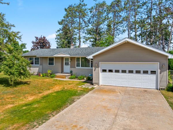 716 West Street, Gaylord, MI 49735