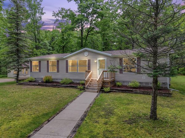 6405 S Dorr Road, Falmouth, MI 49632