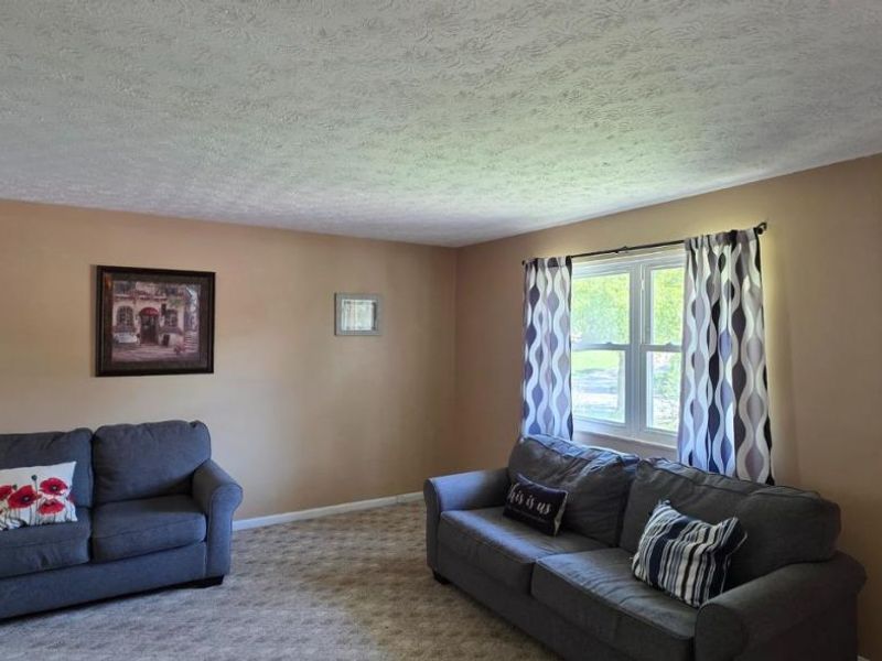 6566 Ripplewood Lane, Cincinnati, OH 45230 Photo 4