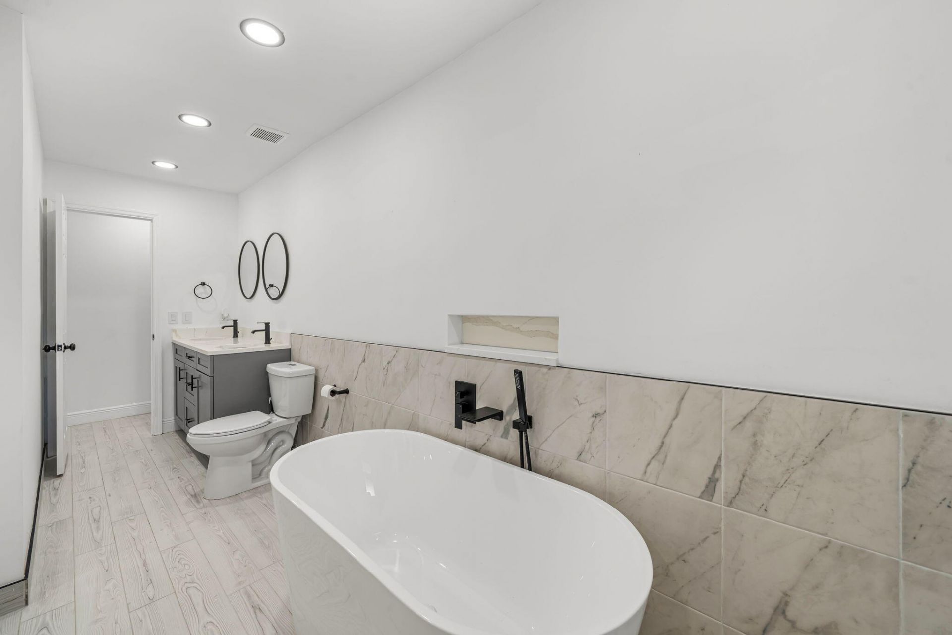 908 Hibiscus Drive, Royal Palm Beach, FL 33411 Photo