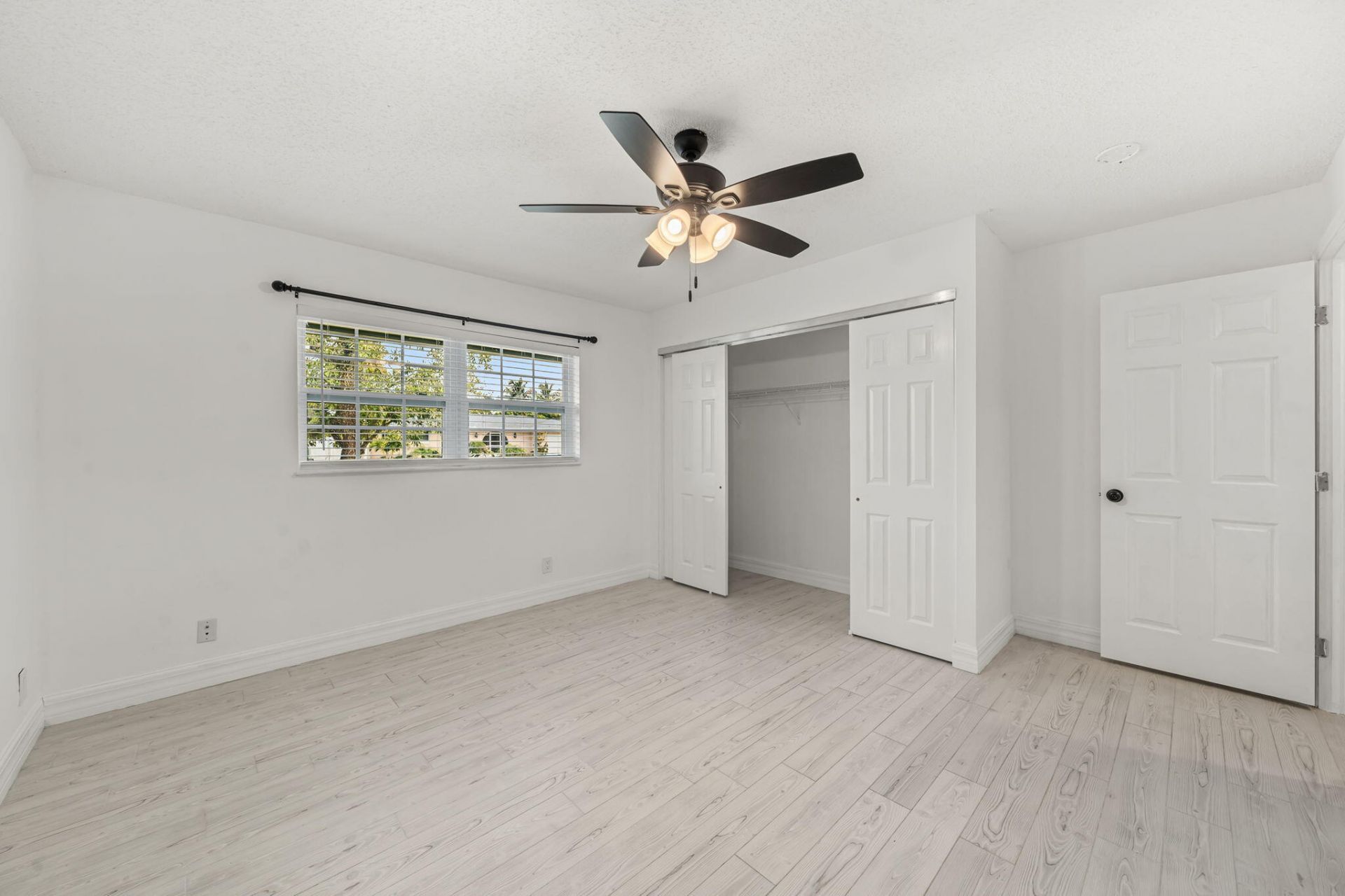 908 Hibiscus Drive, Royal Palm Beach, FL 33411 Photo
