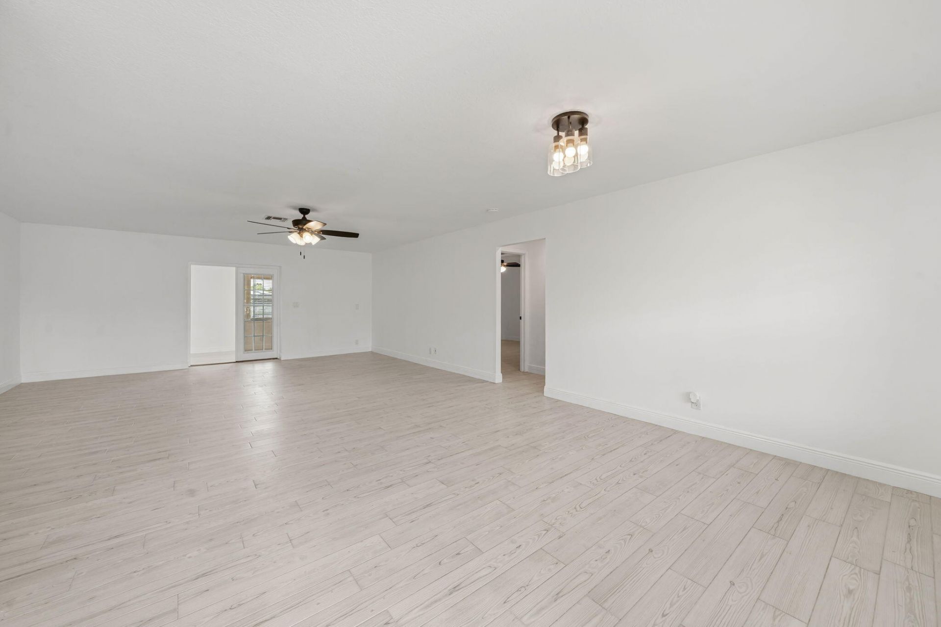 908 Hibiscus Drive, Royal Palm Beach, FL 33411 Photo