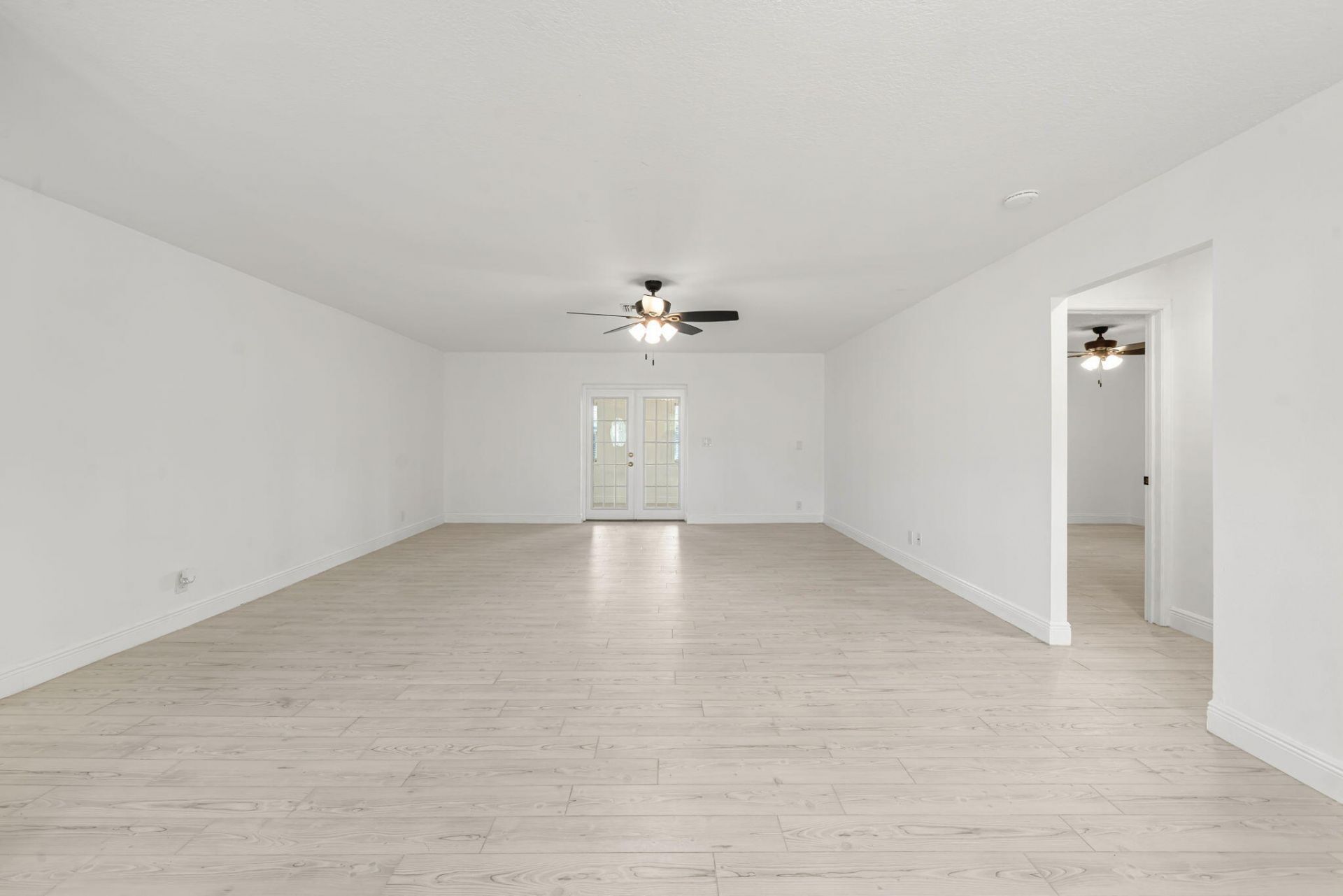 908 Hibiscus Drive, Royal Palm Beach, FL 33411 Photo