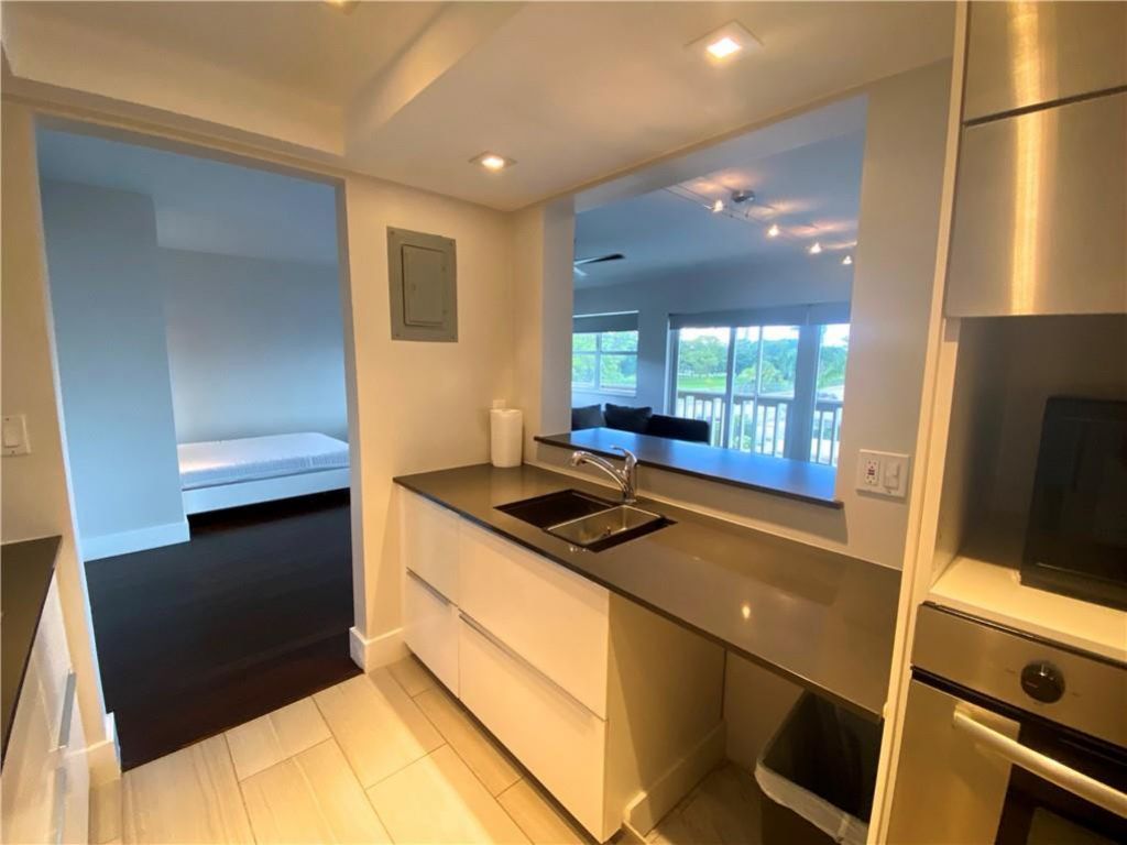 1200 SW 12th Street, Unit 316, Fort Lauderdale, FL 33315 Photo