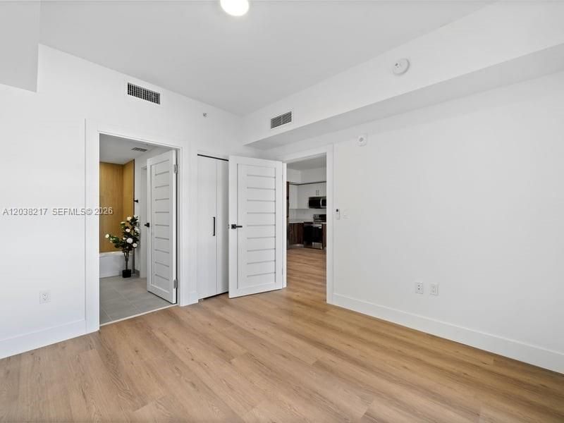 2479 NE 192nd St , Unit 306, Miami, FL 33180 Photo