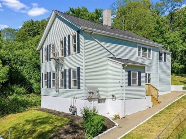409 Crescent St, Fall River, MA 02720