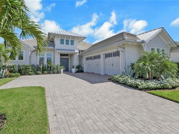 8777 Santo Domingo DR, NAPLES, FL 34112