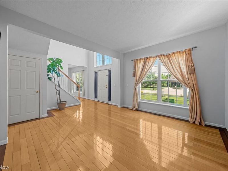 3521 Beaumont Drive , Brunswick, OH 44212 Photo 8